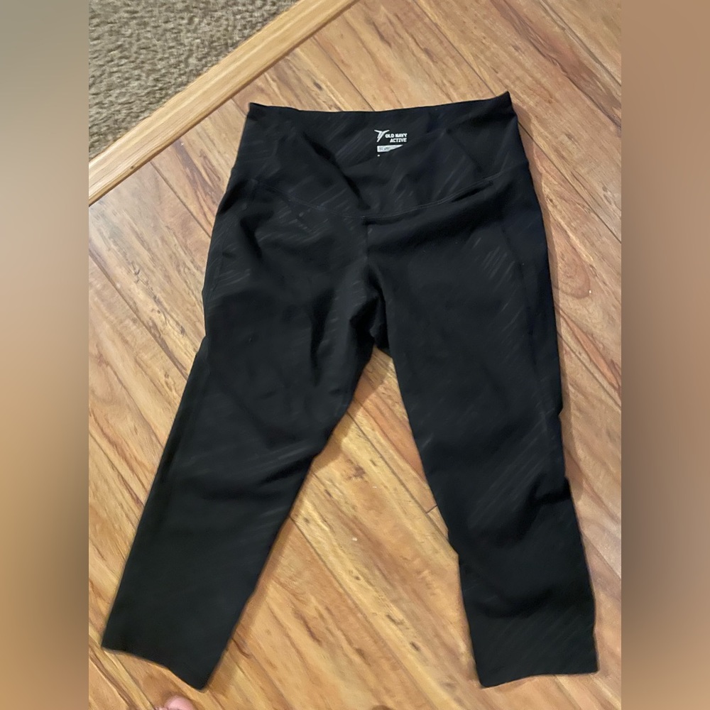 Old navy capri leggings